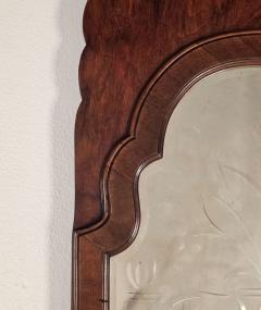Queen Anne Walnut Pier Mirror England circa 1800 - 4824754