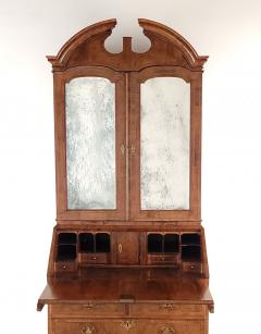 Queen Anne Walnut Secretary Bookcase England circa 1720 and later Restored - 3800368