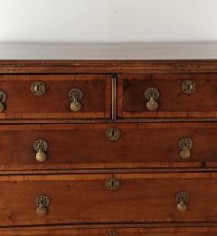 Queen Anne Walnut and Burl Walnut Chest of Drawers England circa 1710 - 3800496