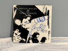 RARE AUTOGRAPHED VELVET UNDERGROUND ALBUM - 4276488