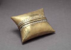 RARE BRASS PILLOW FORM BOX - 1422474