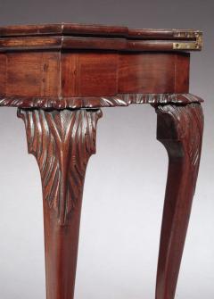 RARE DIMINUTIVE SERPENTINE FRONT CARD TABLE - 4002854