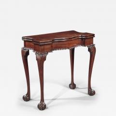 RARE DIMINUTIVE SERPENTINE FRONT CARD TABLE - 4004060