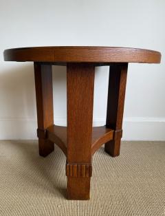 ROUND OAK TABLE - 4570415