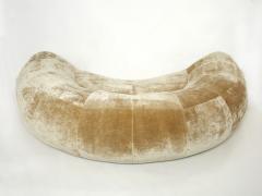 Raphael Raffel Croissant sofa by Raphael Raffel for Honore Paris in Mohair velvet 1970s - 2257745
