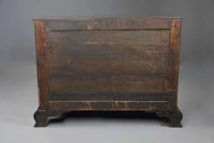 Rare 18thc Continental mahogany commode of oxbow form - 4752942