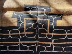 Rare Antique Japanese Ainu Robe Hokkaido Elm Fibers with Appliqu Embroidery - 4572778