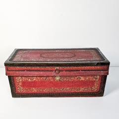 Rare Chinese Export Painted Leather Trunk circa 1850 - 3222880