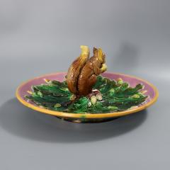 Rare Circular George Jones Majolica Squirrel Nut Dish - 4341260