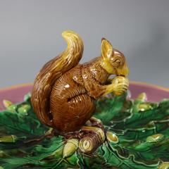 Rare Circular George Jones Majolica Squirrel Nut Dish - 4341263