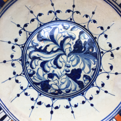 Rare Dutch Maiolica Charger a foglie early 17th century - 4640273