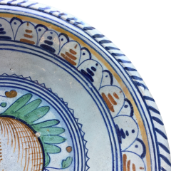 Rare Dutch Maiolica charger with Orange early 17th century - 4641052