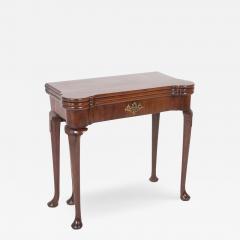 Rare English Queen Anne Triple Top Table having Solid and Fitted Surfaces - 2682289