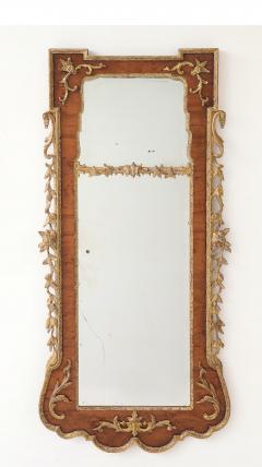 Rare George II Walnut and Parcel Gilt Mirror c 1740 - 4717756
