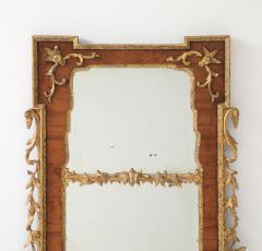 Rare George II Walnut and Parcel Gilt Mirror c 1740 - 4717757