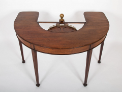 Rare George III Mahogany Drop Leaf Hunt Table with Swivel Bottle Server - 2915554