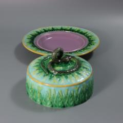 Rare George Jones Majolica Muffin Dish with Snake Handle - 4323628