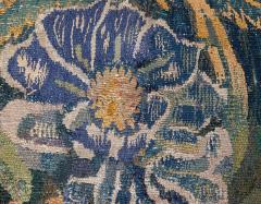 Rare Late 17th Century Tapestry Carpet - 4009205