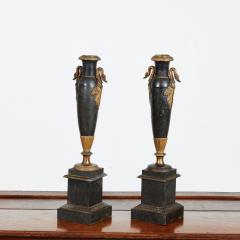 Rare Pair of French 18th c Tole Lamps - 4117736