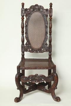 Rare Pair of James II Walnut Hall Chairs - 2884712