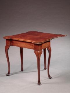 Rare Queen Anne Five Legged Triple Top Card Table - 558982