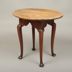 Rare Queen Anne Oval Top Tea Table - 4011303