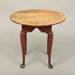 Rare Queen Anne Oval Top Tea Table - 4011304