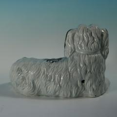 Rare Staffordshire Pottery Recumbent Spaniel - 4428771