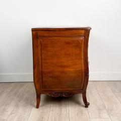 Rare Walnut Italian Serpentine and Bombe Three Drawer Chest circa 1750 - 2490140