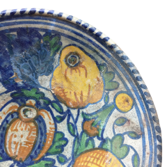 Rare early 17th century Dutch Maiolica Pomegranate plate - 4642241