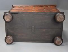 Rare fine William Mary yew walnut chest of drawers - 4805846