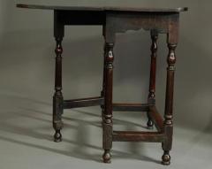 Rare late 17th century oak ash side table - 4787700