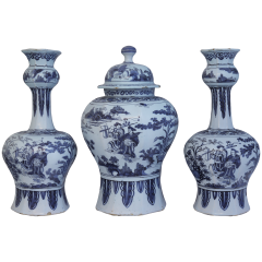 Rare17th century 3 piece set of Delft vases garniture  - 4592597