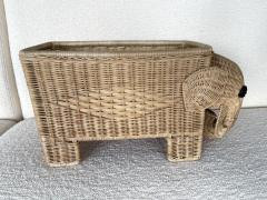 Rattan Elephant Magazine Rack Italy 1970s - 2127980