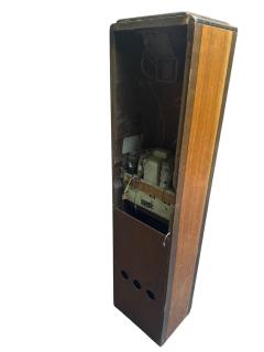 Raymond Loewy ART DECO SKYSCRAPER COLUMAIRE JR RADIO DESIGNED BY RAYMOND LOEWY - 4694292