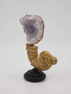 Reclaimed gilt fragment with pale amethyst - 2191545