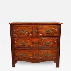 Regence Provincial Walnut Commode - 4153740