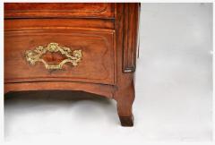 Regence Walnut Commode Circo 1715 1730 - 3343359