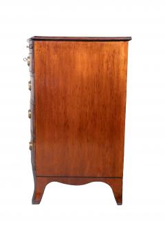 Regency Mahogany Bachelors Bowfront Chest Of Drawers - 4458941