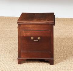 Regency Stool Box - 4324969