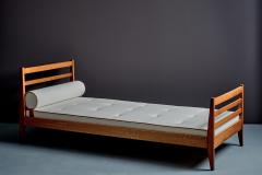 Ren Gabriel Newly upholstered Daybed made of solid Oak in the Manner of Ren Gabriel - 4789020