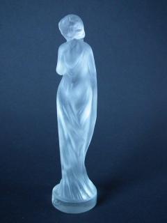 Ren Lalique Lalique Co Rene Lalique Frosted Glass Moyenne Voilee Statuette - 1853530