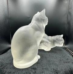 Ren Lalique Lalique Co Two Cat by Ren Lalique in frosted glass - 3821059