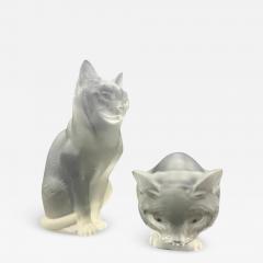 Ren Lalique Lalique Co Two Cat by Ren Lalique in frosted glass - 3824011