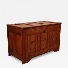 Renaissance Oak Chest 17th Century - 3966245