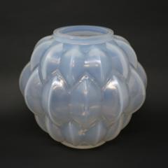 Rene Lalique Opalescent Glass Nivernais Vase - 3838533