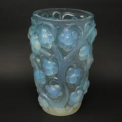 Rene Lalique Opalescent Glass Raisins Vase - 2570846