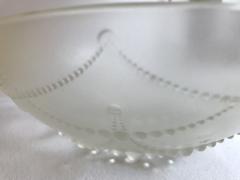 Rene Lalique Opalescent glass bowl by Ren Lalique - 907691