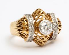 Retro Barrel Shaped Diamond and Gold Ring - 566399