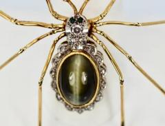 Retro Cats Eye Chrysoberyl Spider Brooch Scalloped Edge Diamond Accents 18K - 3448817